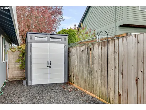 1057 S Pine Street Canby OR 97013