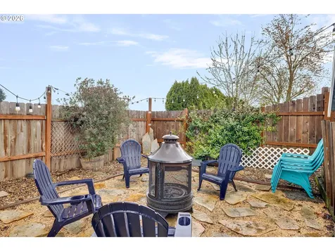 1057 S Pine Street Canby OR 97013