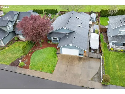 1057 S Pine Street Canby OR 97013