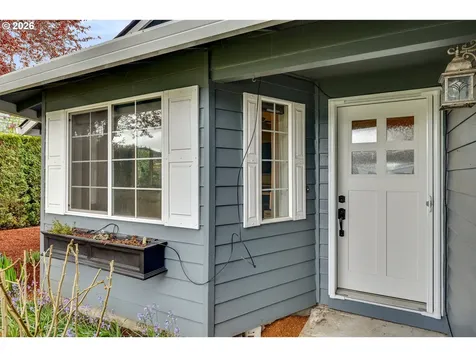1057 S Pine Street Canby OR 97013