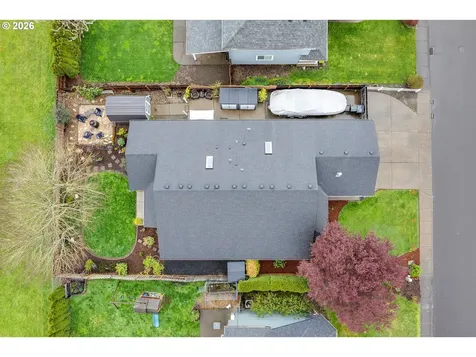 1057 S Pine Street Canby OR 97013