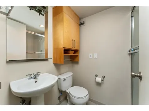 255 SW Harrison Street Portland OR 97201