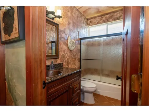 3802 NW Oceania Drive Waldport OR 97394