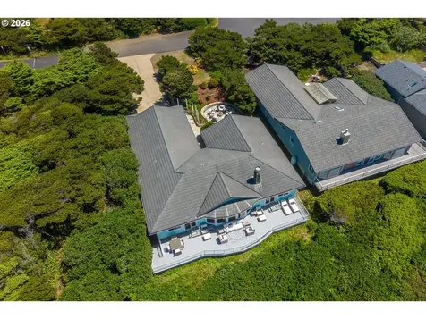 3802 NW Oceania Drive Waldport OR 97394