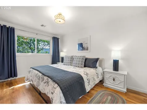 1210 S Columbia Street Seaside OR 97138