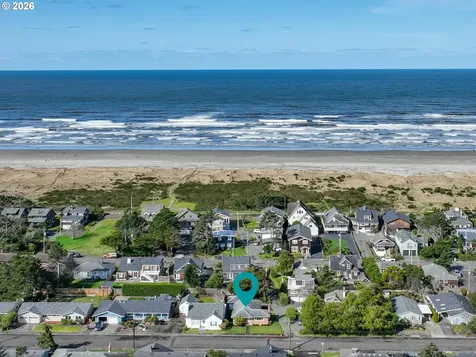 1210 S Columbia Street Seaside OR 97138