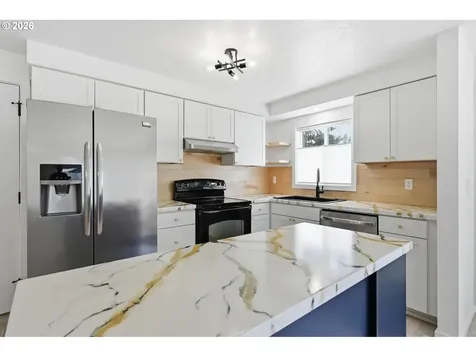 355 Stark Street Woodburn OR 97071