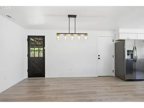 355 Stark Street Woodburn OR 97071