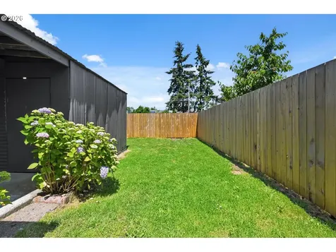 355 Stark Street Woodburn OR 97071