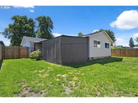 355 Stark Street Woodburn OR 97071
