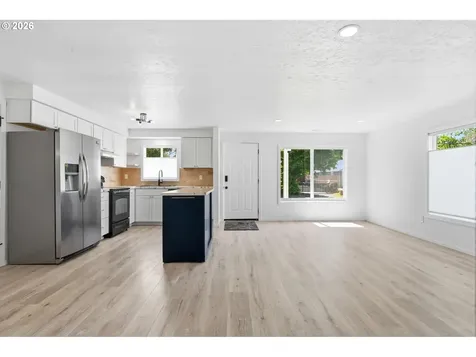 355 Stark Street Woodburn OR 97071