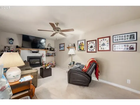 4683 Settlers Drive NE Salem OR 97305