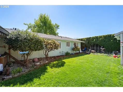 4683 Settlers Drive NE Salem OR 97305