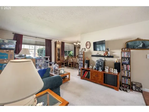 4683 Settlers Drive NE Salem OR 97305