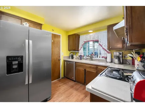 4683 Settlers Drive NE Salem OR 97305