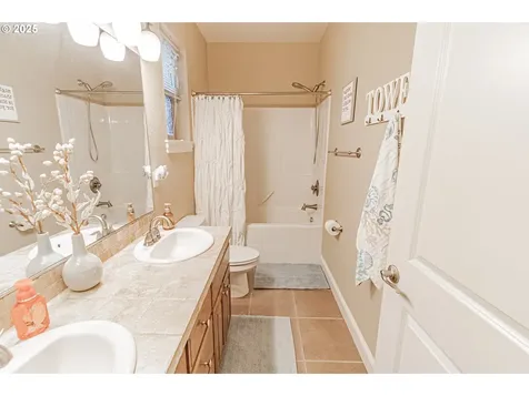 2278 NE Hotspur Lane Lincoln City OR 97367