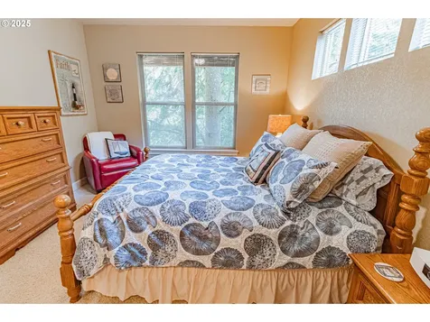 2278 NE Hotspur Lane Lincoln City OR 97367