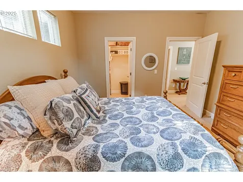 2278 NE Hotspur Lane Lincoln City OR 97367
