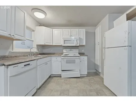 2824 SE 115th Avenue Portland OR 97266