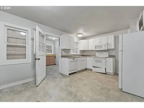 2824 SE 115th Avenue Portland OR 97266