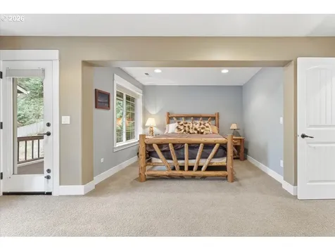 35810 Chinook Street Sandy OR 97055