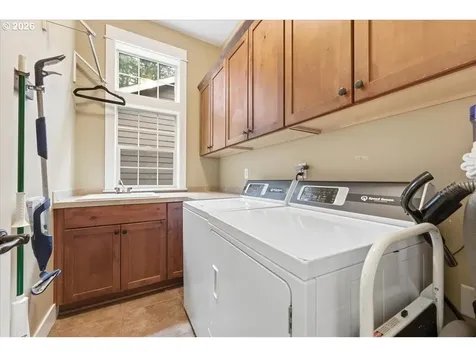 35810 Chinook Street Sandy OR 97055
