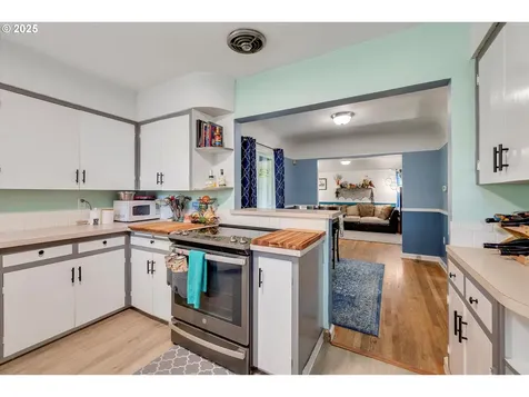 7840 SE Flavel Street Portland OR 97206