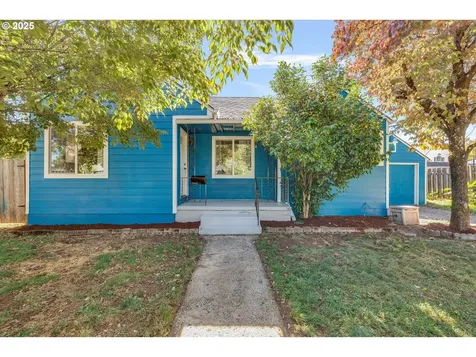 7840 SE Flavel Street Portland OR 97206