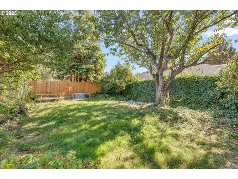 7840 SE Flavel Street Portland OR 97206
