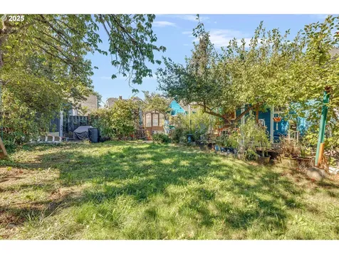 7840 SE Flavel Street Portland OR 97206