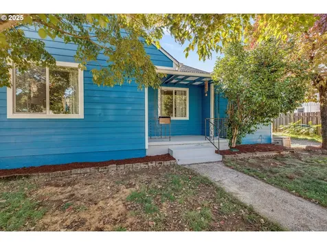 7840 SE Flavel Street Portland OR 97206