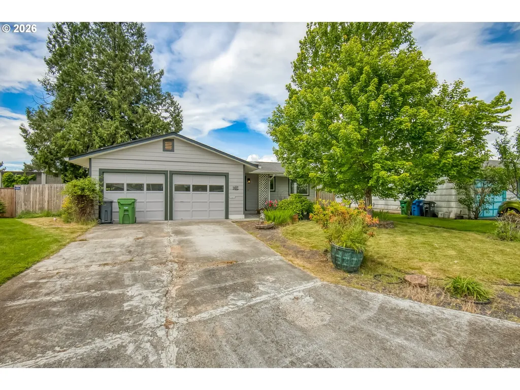 2257 Country Club Terrace Woodburn OR 97071