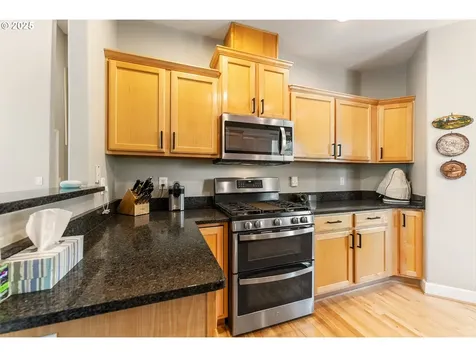 13740 SW Willow Top Lane Portland OR 97224
