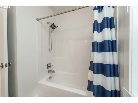 8927 NE 110th Street Vancouver WA 98662