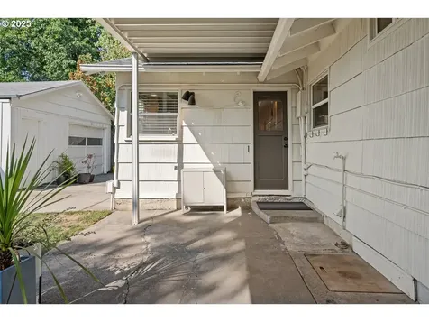 10144 SE Steele Street Portland OR 97266