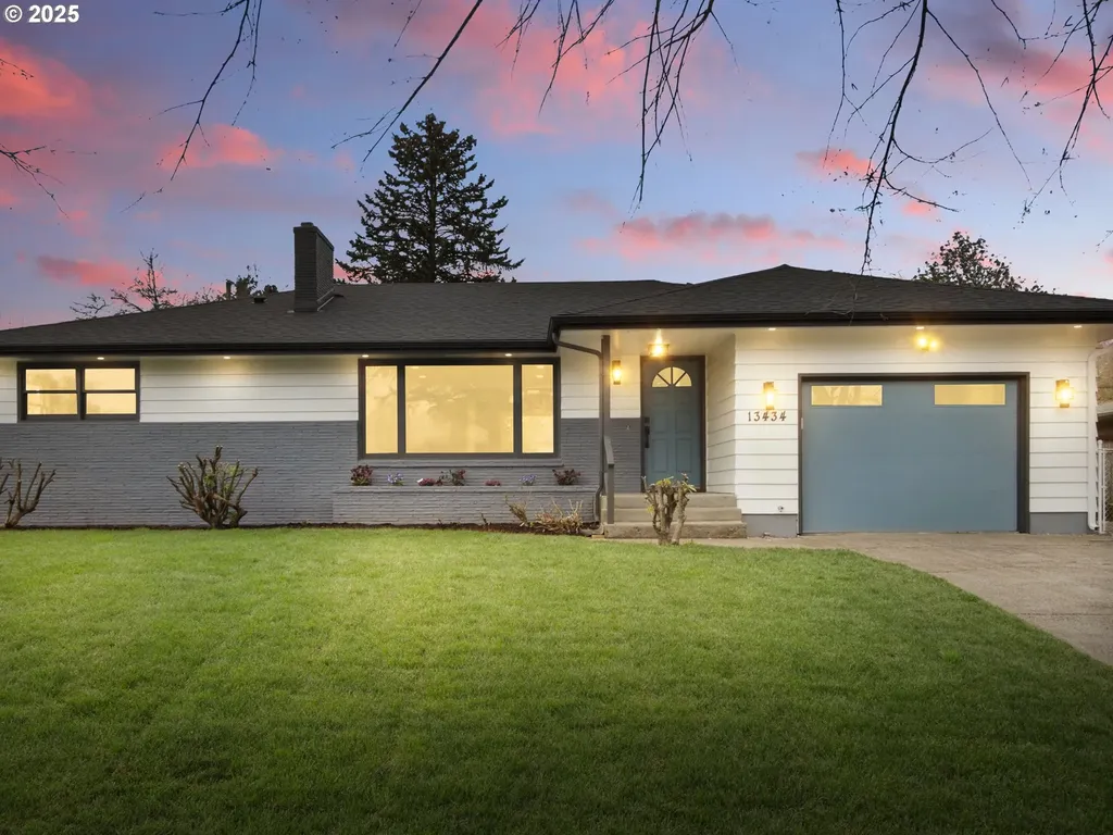 13434 NE Sacramento Street Portland OR 97230