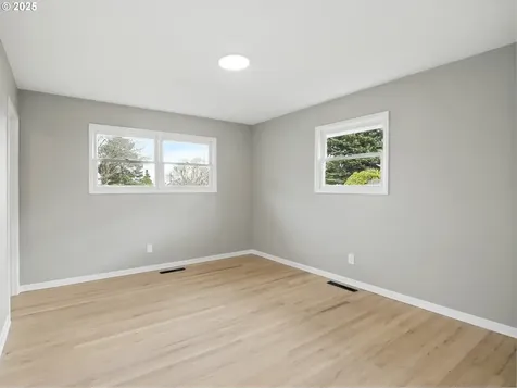 13434 NE Sacramento Street Portland OR 97230