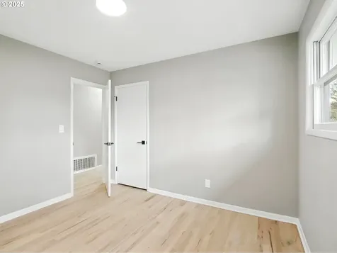 13434 NE Sacramento Street Portland OR 97230