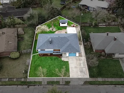 13434 NE Sacramento Street Portland OR 97230