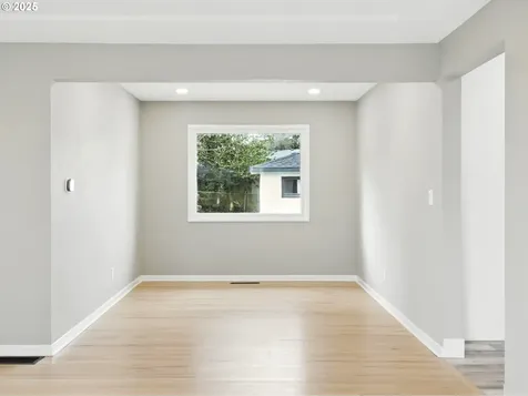 13434 NE Sacramento Street Portland OR 97230