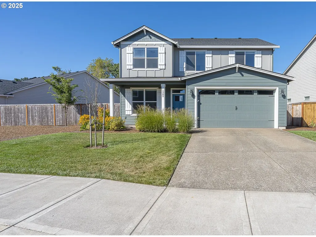1565 S Quartz Drive Cornelius OR 97113