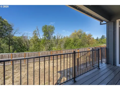 1565 S Quartz Drive Cornelius OR 97113