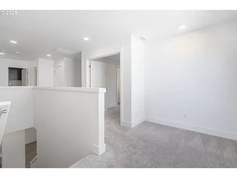 1565 S Quartz Drive Cornelius OR 97113