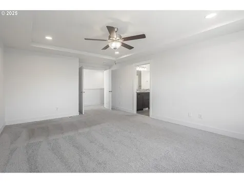 1565 S Quartz Drive Cornelius OR 97113