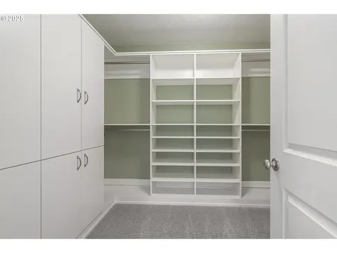 1565 S Quartz Drive Cornelius OR 97113
