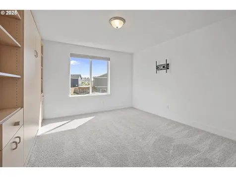 1565 S Quartz Drive Cornelius OR 97113