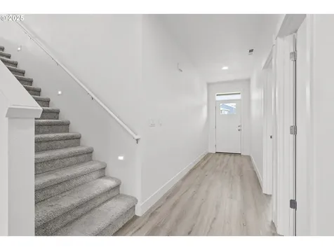 1565 S Quartz Drive Cornelius OR 97113