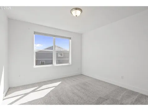 1565 S Quartz Drive Cornelius OR 97113