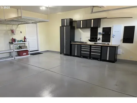 1565 S Quartz Drive Cornelius OR 97113