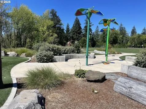 1565 S Quartz Drive Cornelius OR 97113